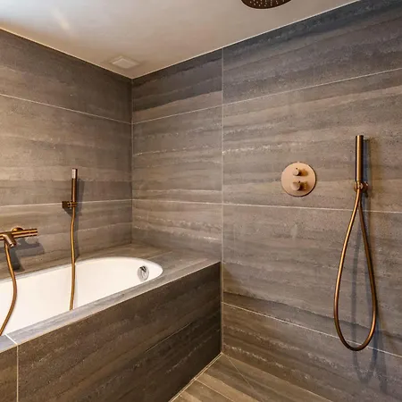 Anjia Collections - Saint Germain Apartment