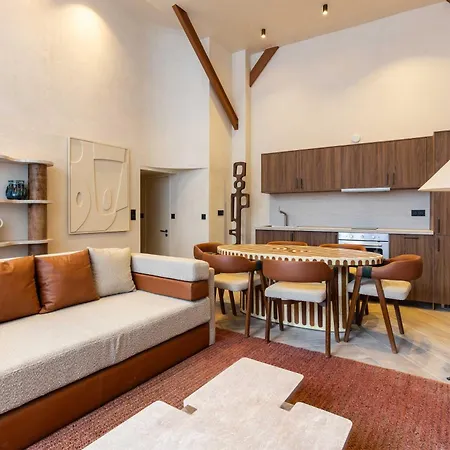 Anjia Collections - Saint Germain Apartment *