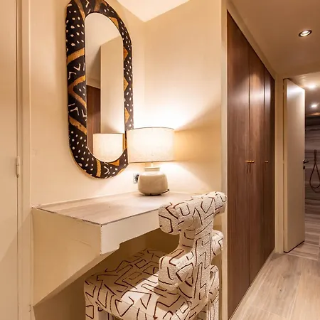 Anjia Collections - Saint Germain Apartment *